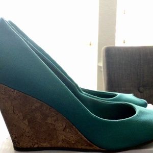 American Eagle Wedges